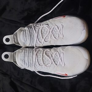 Nike KD Men's Size 16 Basketball Shoe